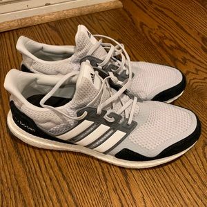 Adidas 2019 Ultra Boost